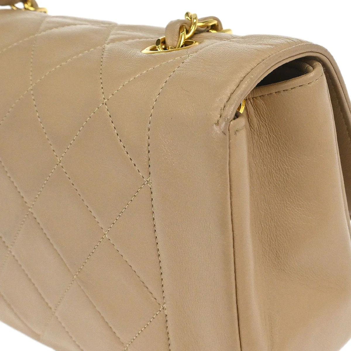 Chanel 1989-1991 Beige Lambskin Shoulder Bag - Image 6