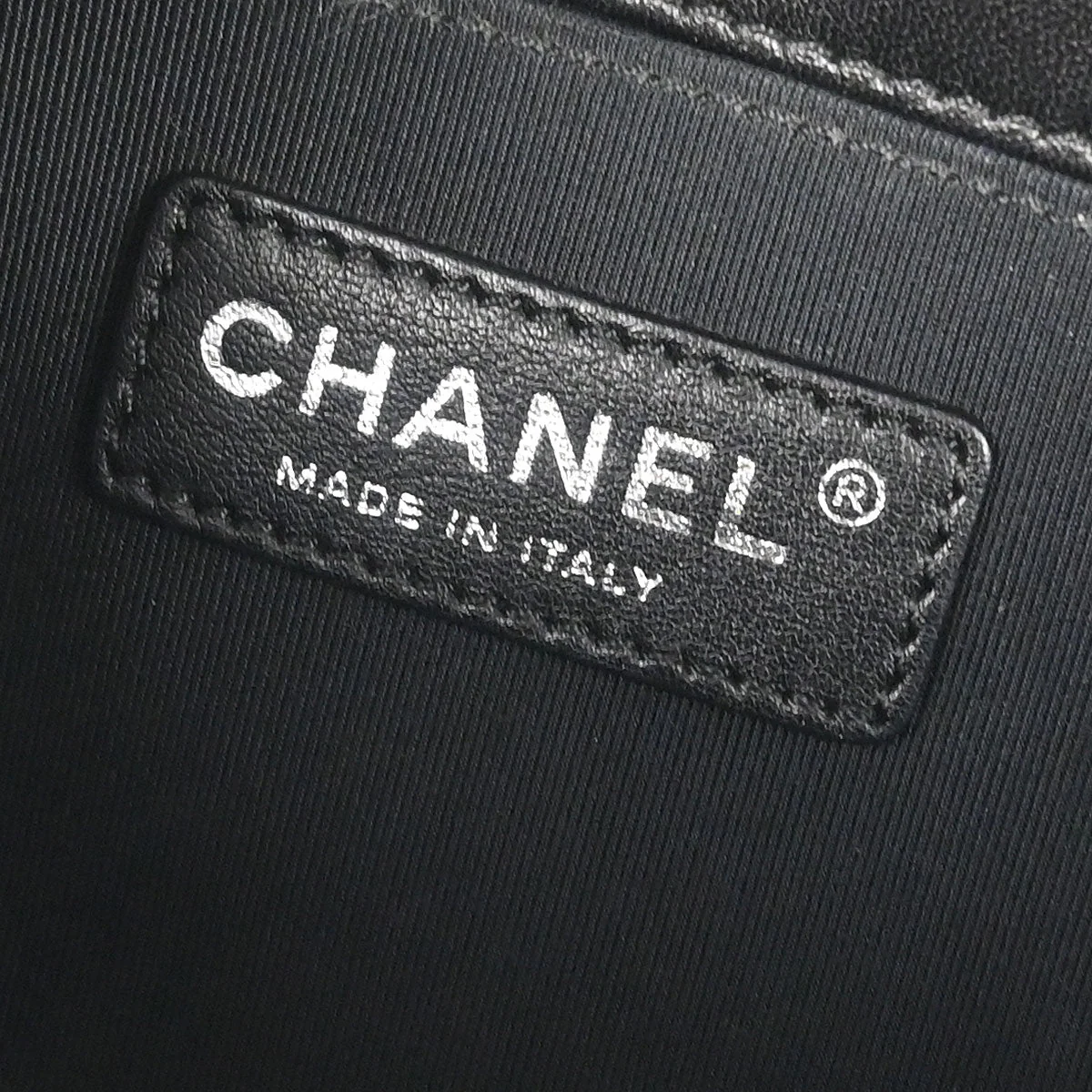 Boy Chanel 2013-2014 Black Lambskin Medium Shoulder Bag - Image 9
