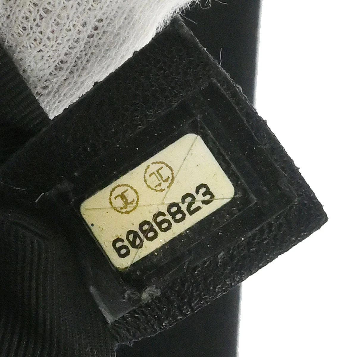 Chanel 2000-2002 Black Straight Flap Choco Bar Mademoiselle Lock Shoulder Bag - Image 10