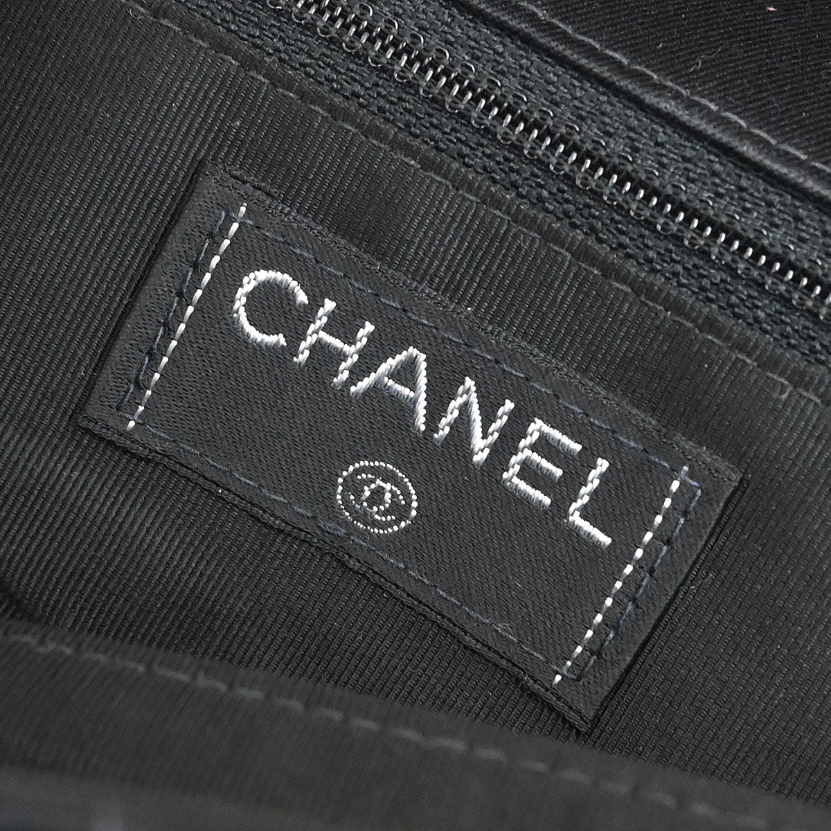 Chanel 2000-2002 Black Straight Flap Choco Bar Mademoiselle Lock Shoulder Bag - Image 8