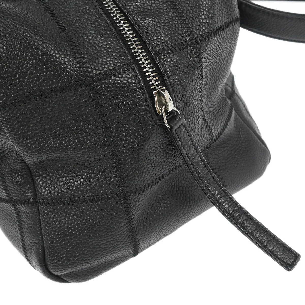 Chanel 2005-2006 Black Caviar Skin Choco Bar Handbag - Image 6