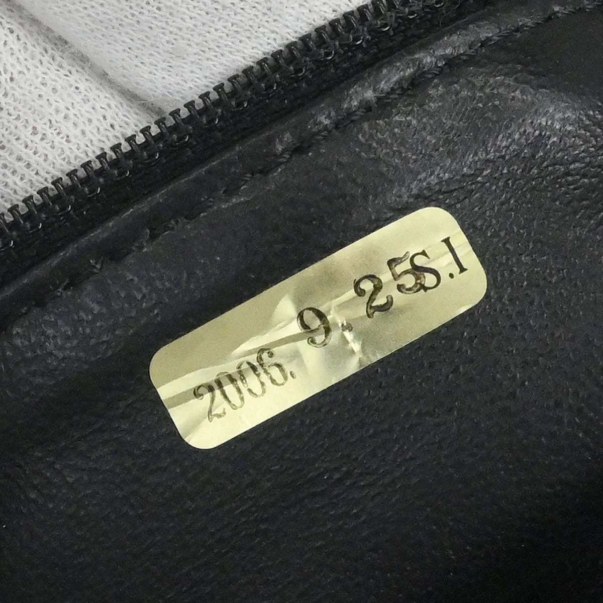 Chanel 2005-2006 Black Calfskin Luxury Line Tote Bag - Image 9