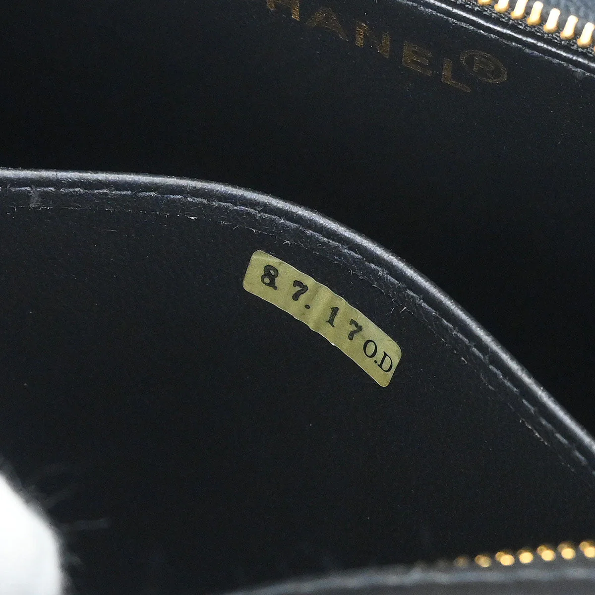 Chanel 1997-1999 Black Lambskin Tote Bag - Image 10