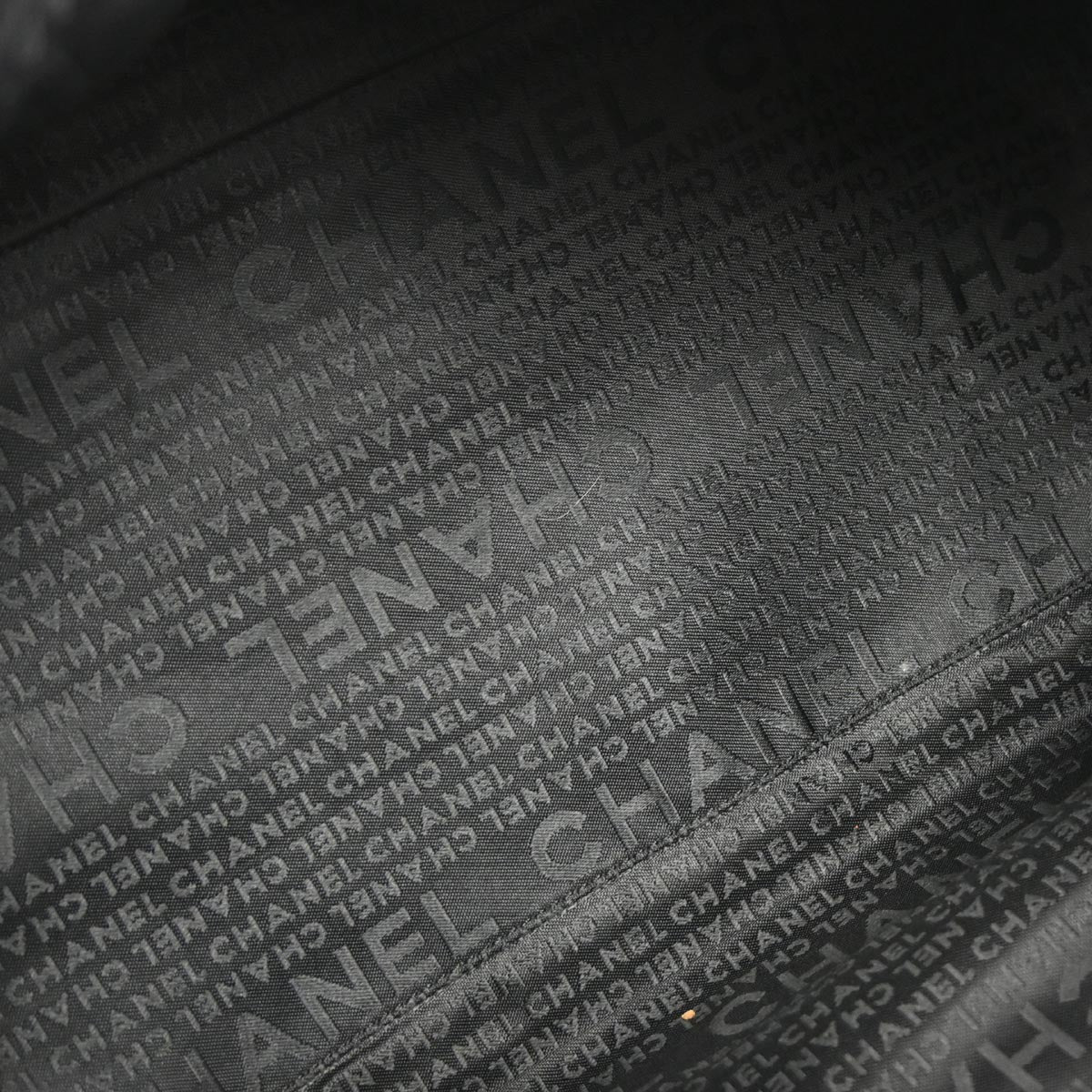 Chanel 2003-2004 Black Caviar Skin Choco Bar Handbag - Image 8