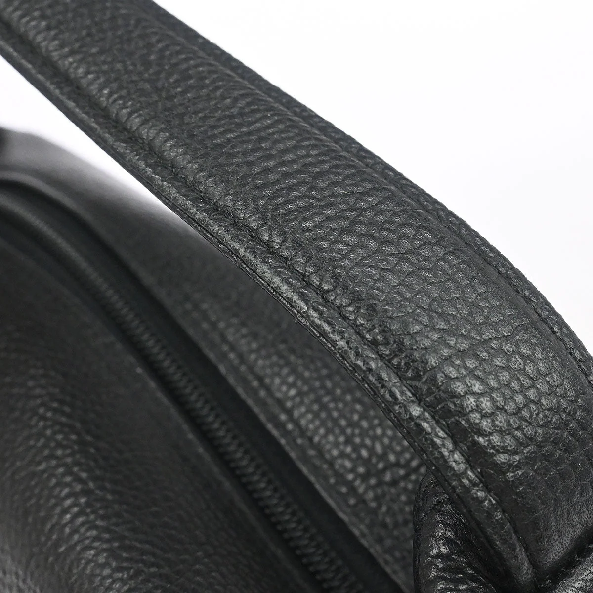 Yves Saint Laurent Black Leather Handbag - Image 5