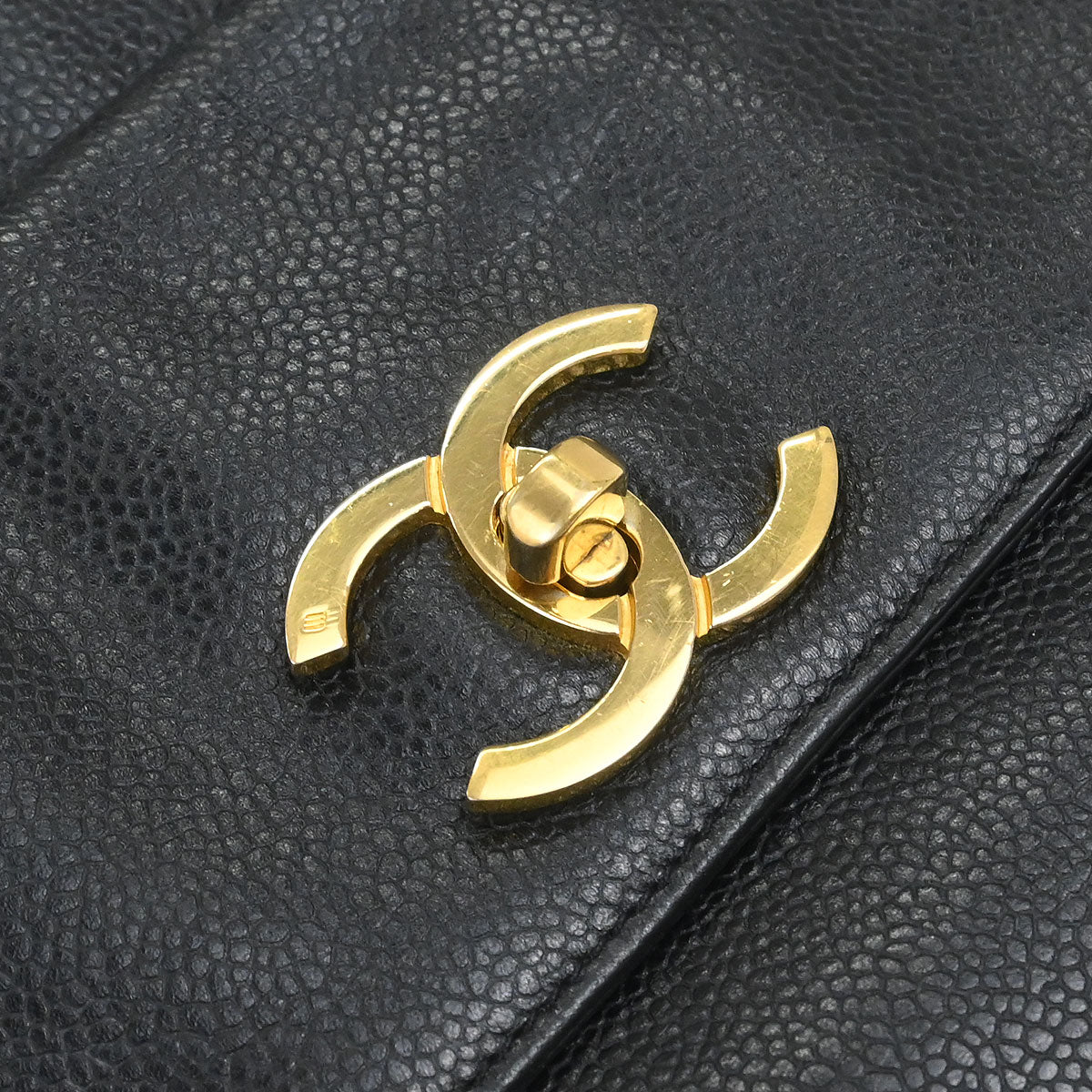 Chanel 1994-1996 Black Caviar Skin Chain Shoulder Tote Bag - Image 4
