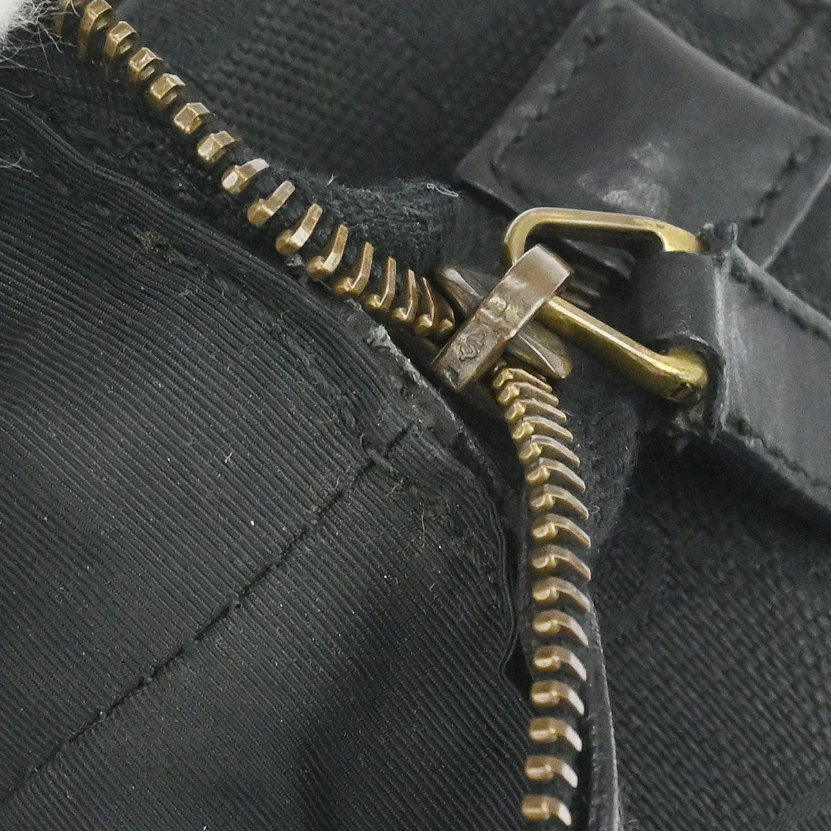 Gucci Black Canvas GG Handbag - Image 8