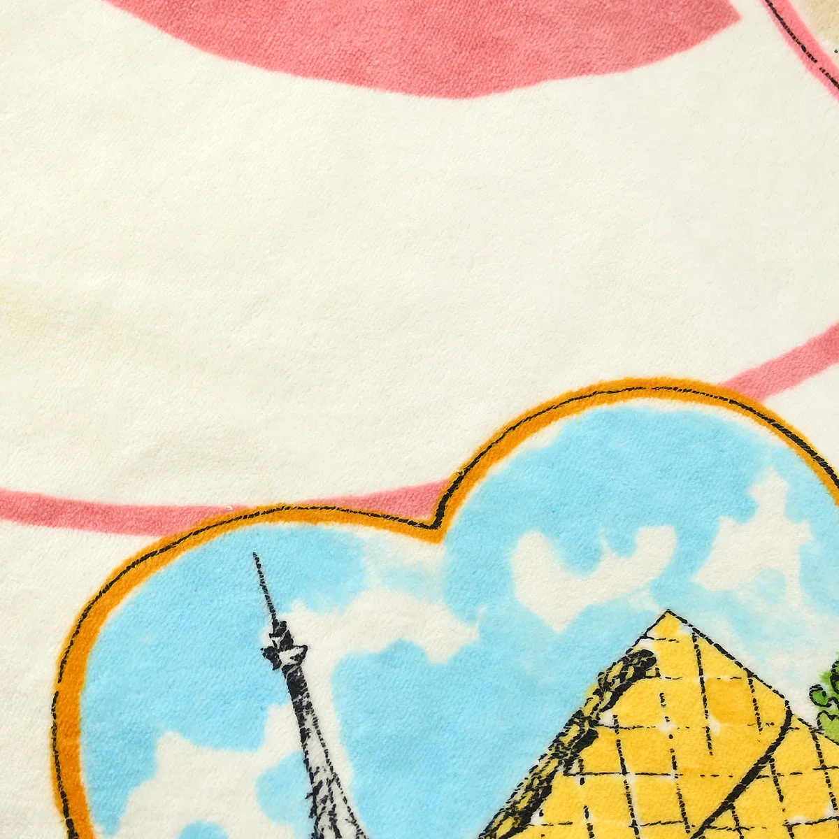 Chanel Valentine Beach Towel Pink Small Good - Image 2