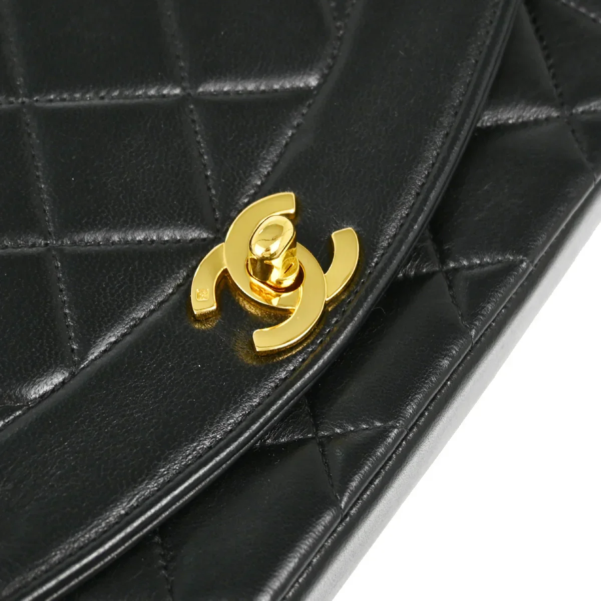 Chanel 1996-1997 Black Lambskin Small Diana Shoulder Bag - Image 5