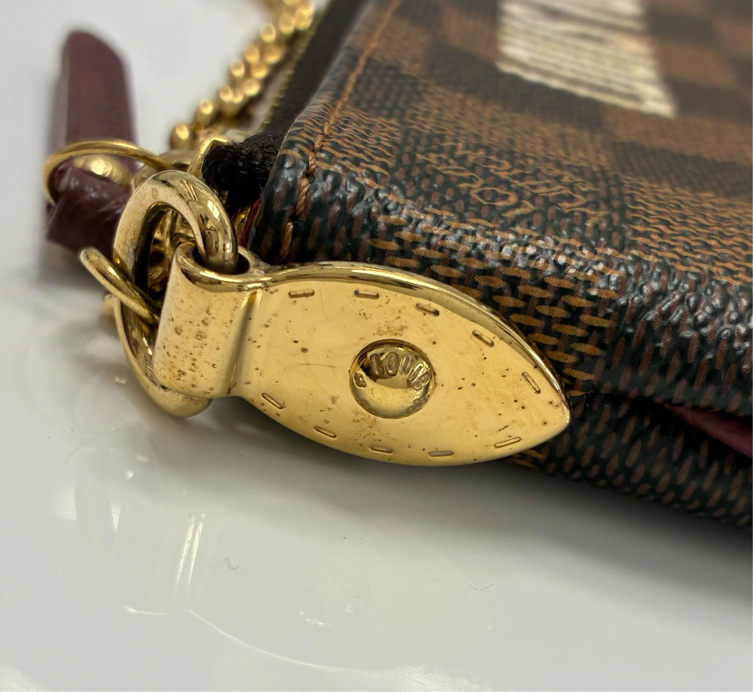 Louis Vuitton 2010 Damier Pochette Milla MM Handbag N63091 - Image 11