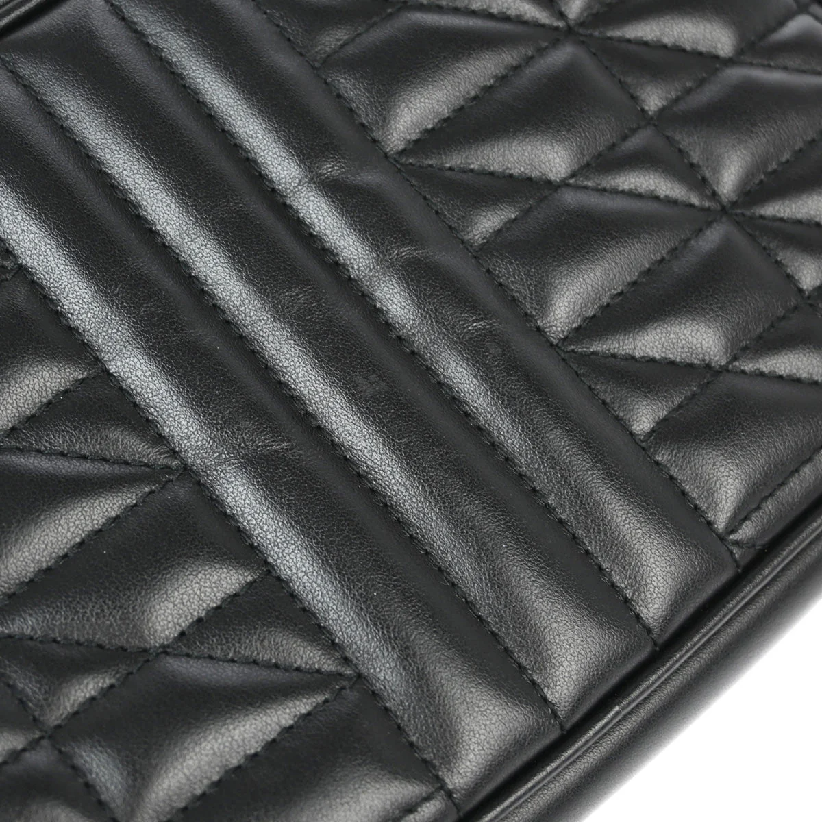 Gucci 2023 Black Marmont Shoulder Bag - Image 4