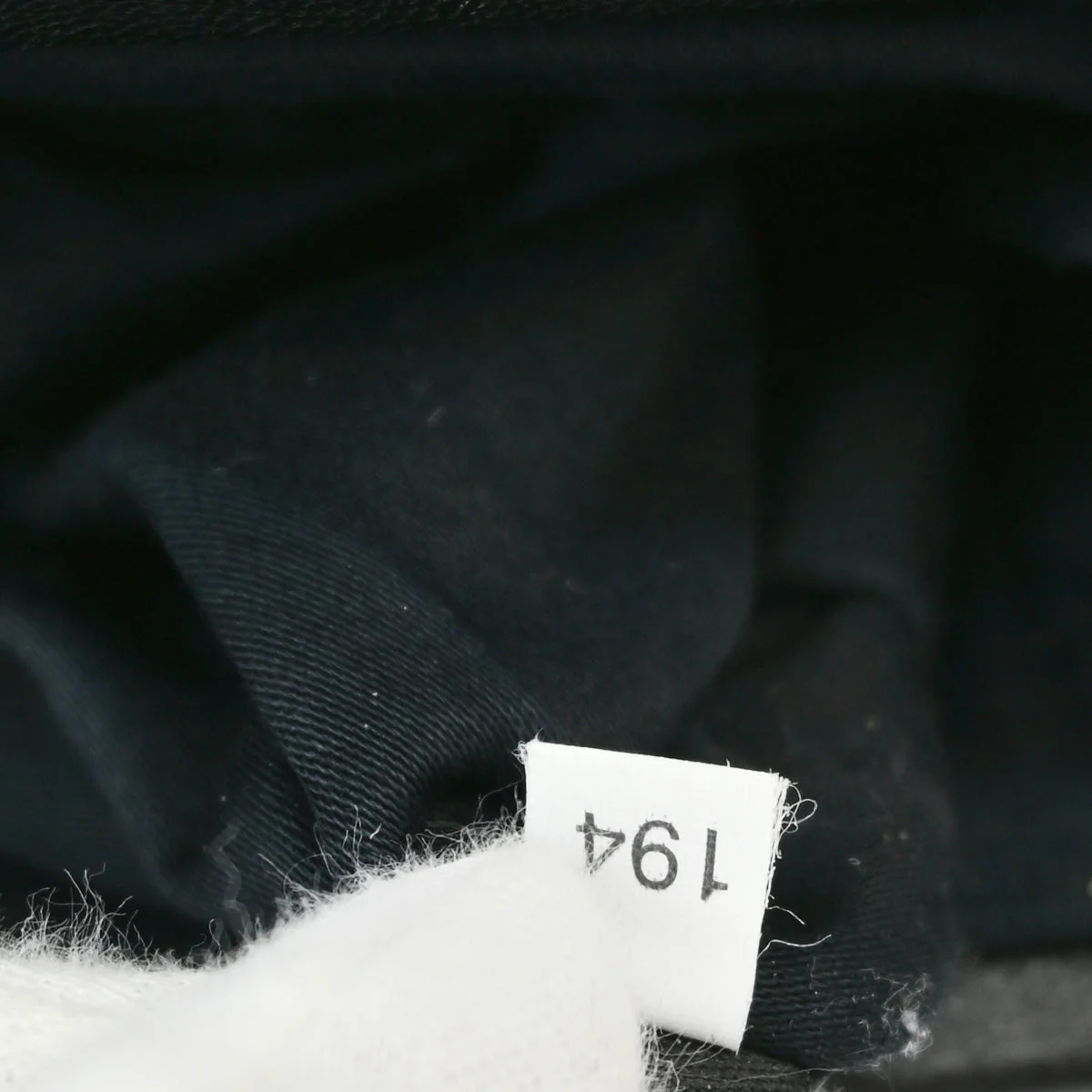 Miu Miu Black Lambskin Matelasse Shoulder Bag 194 - Image 9