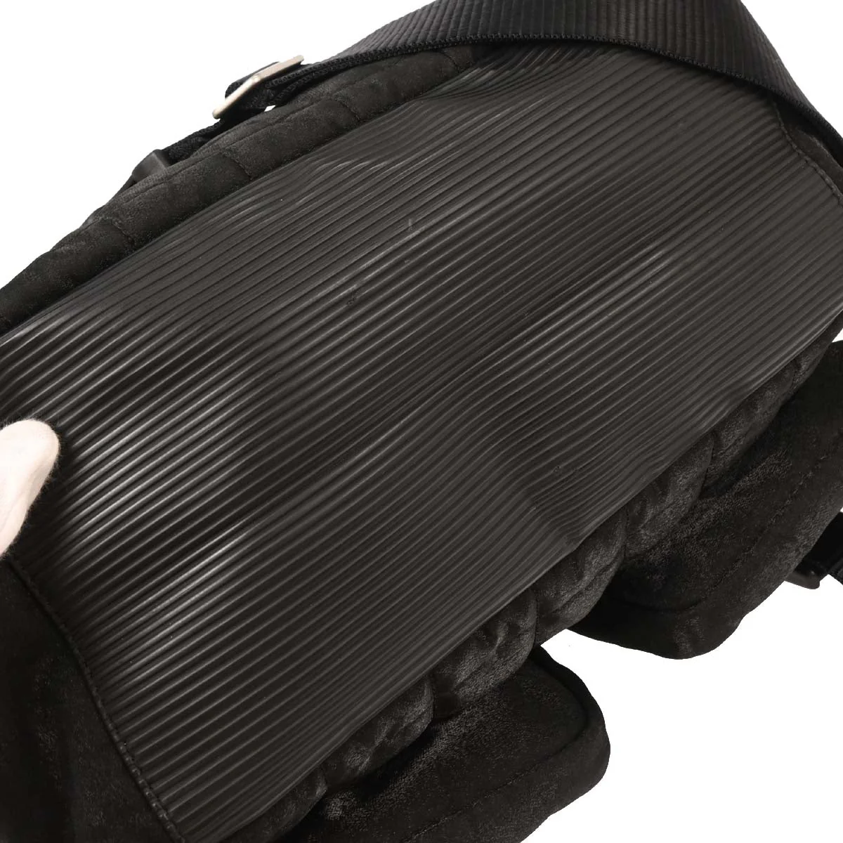Chanel 2005-2006 Black Nylon Sport Line Shoulder Bag - Image 5