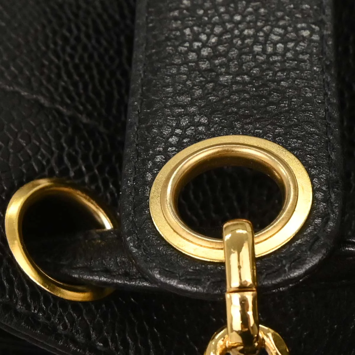 Chanel 1996-1997 Black Caviar Triple CC Bucket Shoulder Bag - Image 5