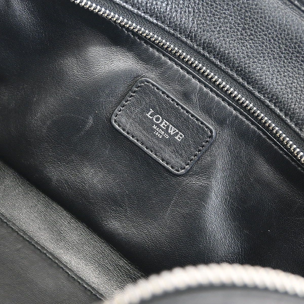 Loewe Black Leather Amazona 28 Handbag - Image 9