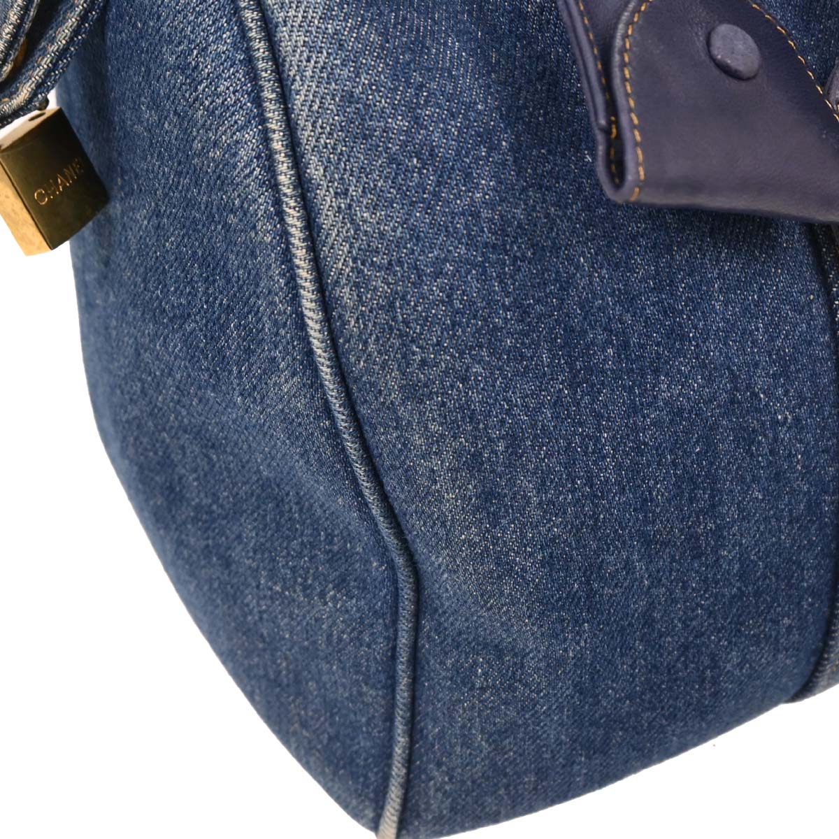 Chanel 1996-1997 Blue Denim 2way Shoulder Handbag - Image 5