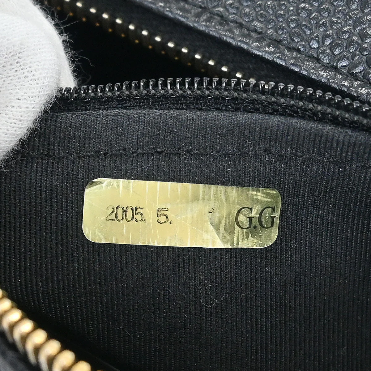 Chanel 2004-2005 Black Caviar  Hobo Handbag - Image 9