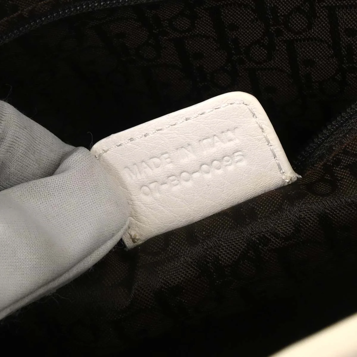 Christian Dior White Floral Embroidered Tote Bag - Image 10