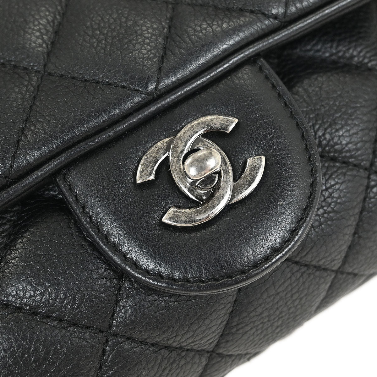 Chanel 2016-2017 Black Calfskin Shoulder Bag - Image 3