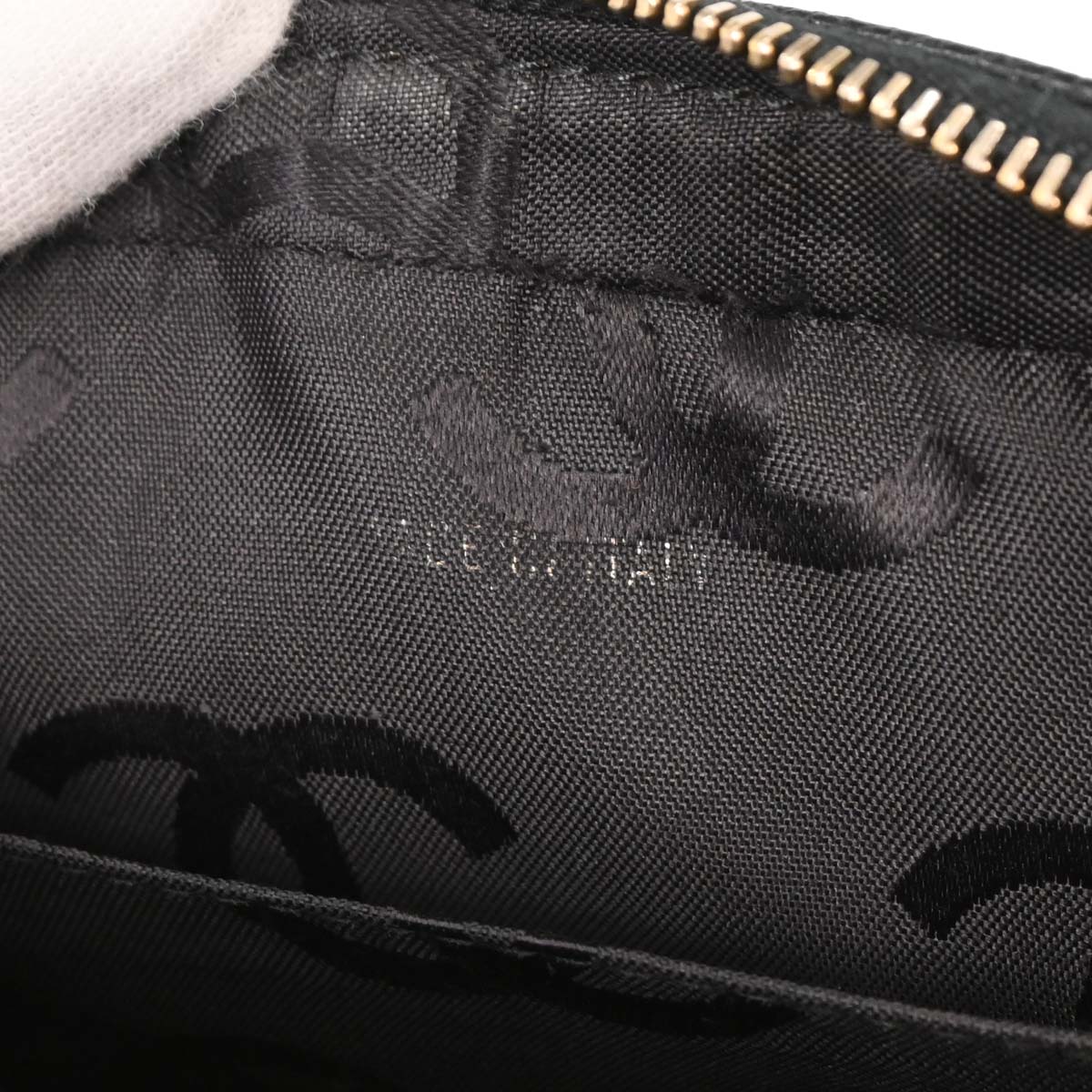 Chanel Black Caviar Chevron Handbag - Image 8