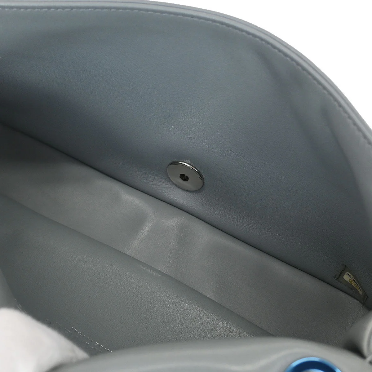 Chanel 2014-2015 Light Blue Wool No.5 Turnlock Full Flap Shoulder Bag - Image 8