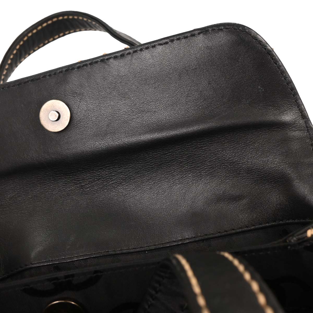 Chanel Black Calfskin Wild Stitch Handbag - Image 8