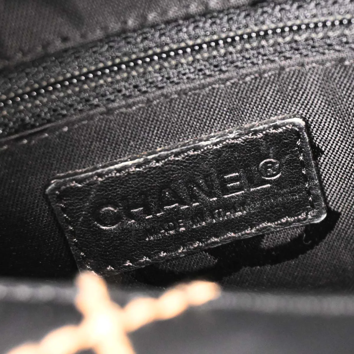 Chanel Black Calfskin Wild Stitch Handbag - Image 9