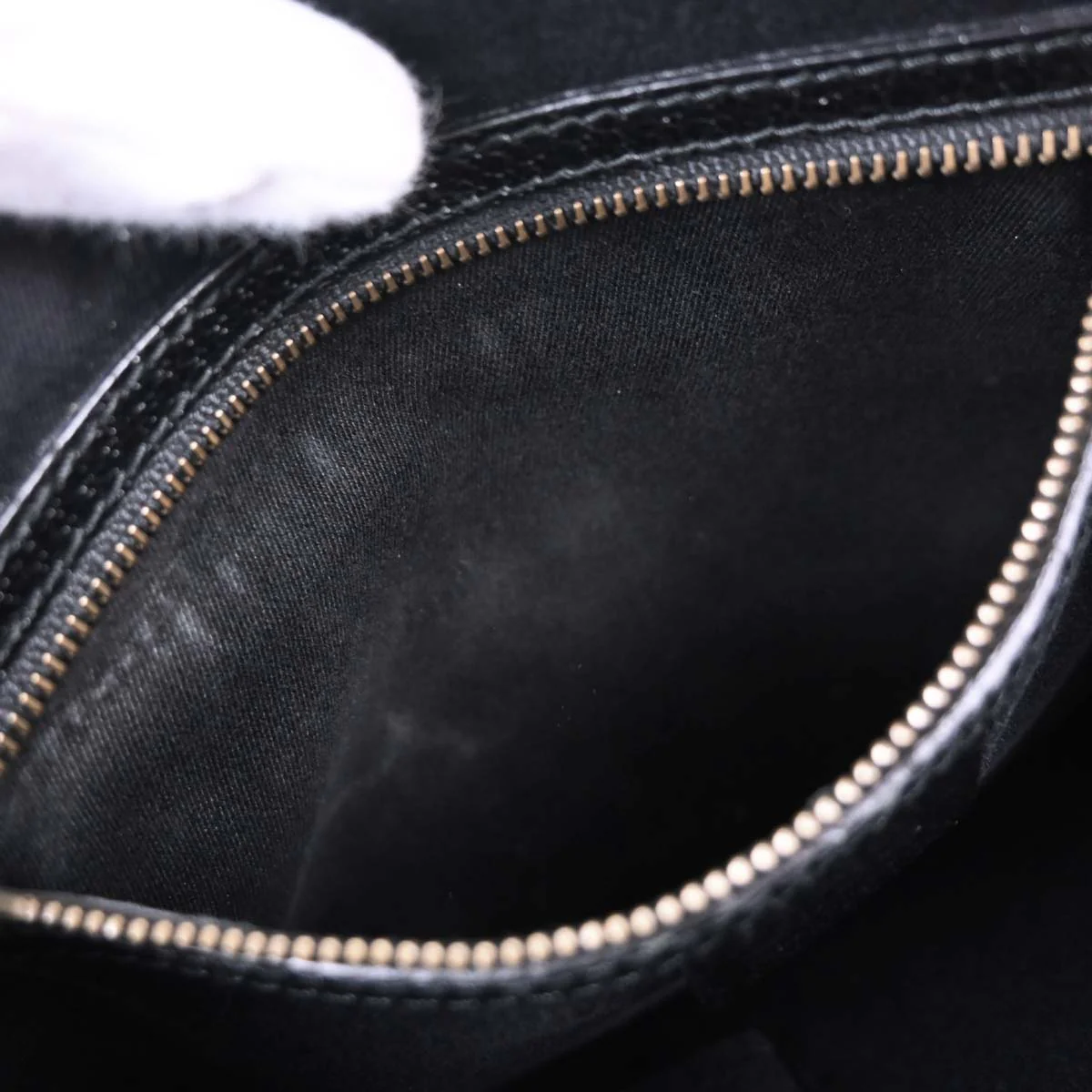 Gucci Black GG Shoulder Bag - Image 9