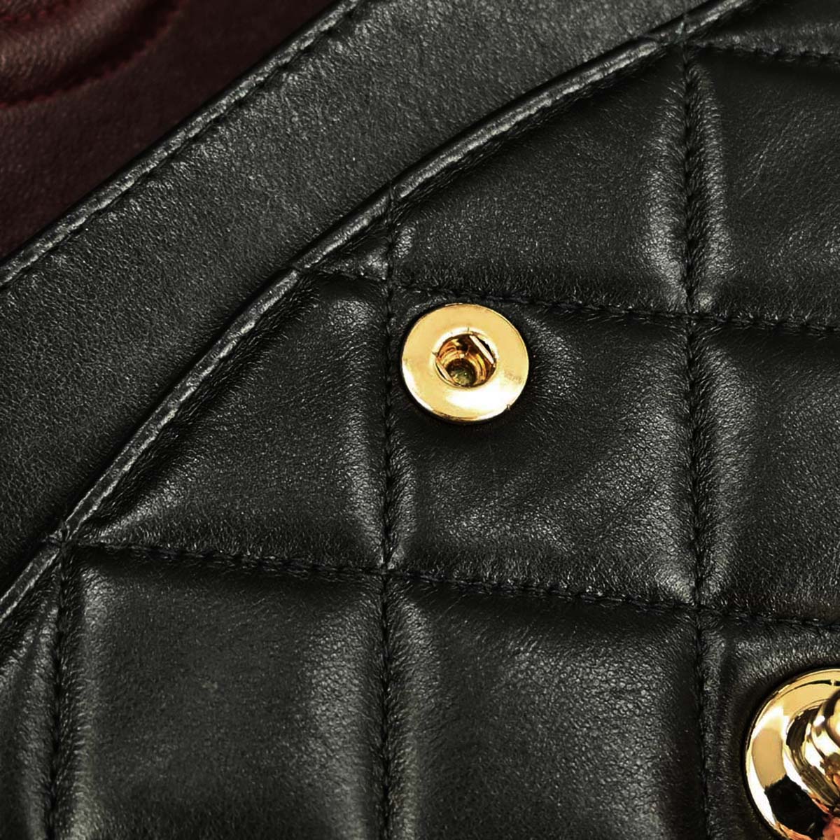 Chanel 2000-2001 Black Lambskin Medium Classic Double Flap Shoulder Bag - Image 8