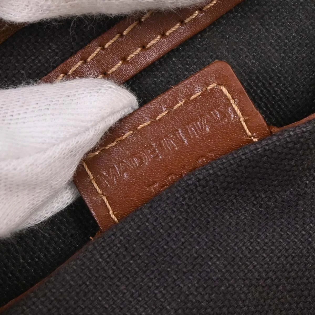 Burberry Beige PVC House Check Handbag - Image 10