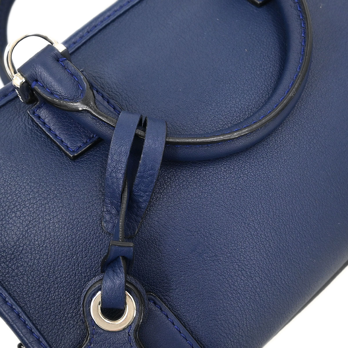 Loewe Navy Amazona 23 Handbag - Image 4