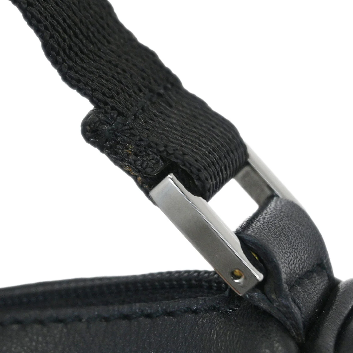 Gucci Black Accessory Pouch Handbag - Image 5