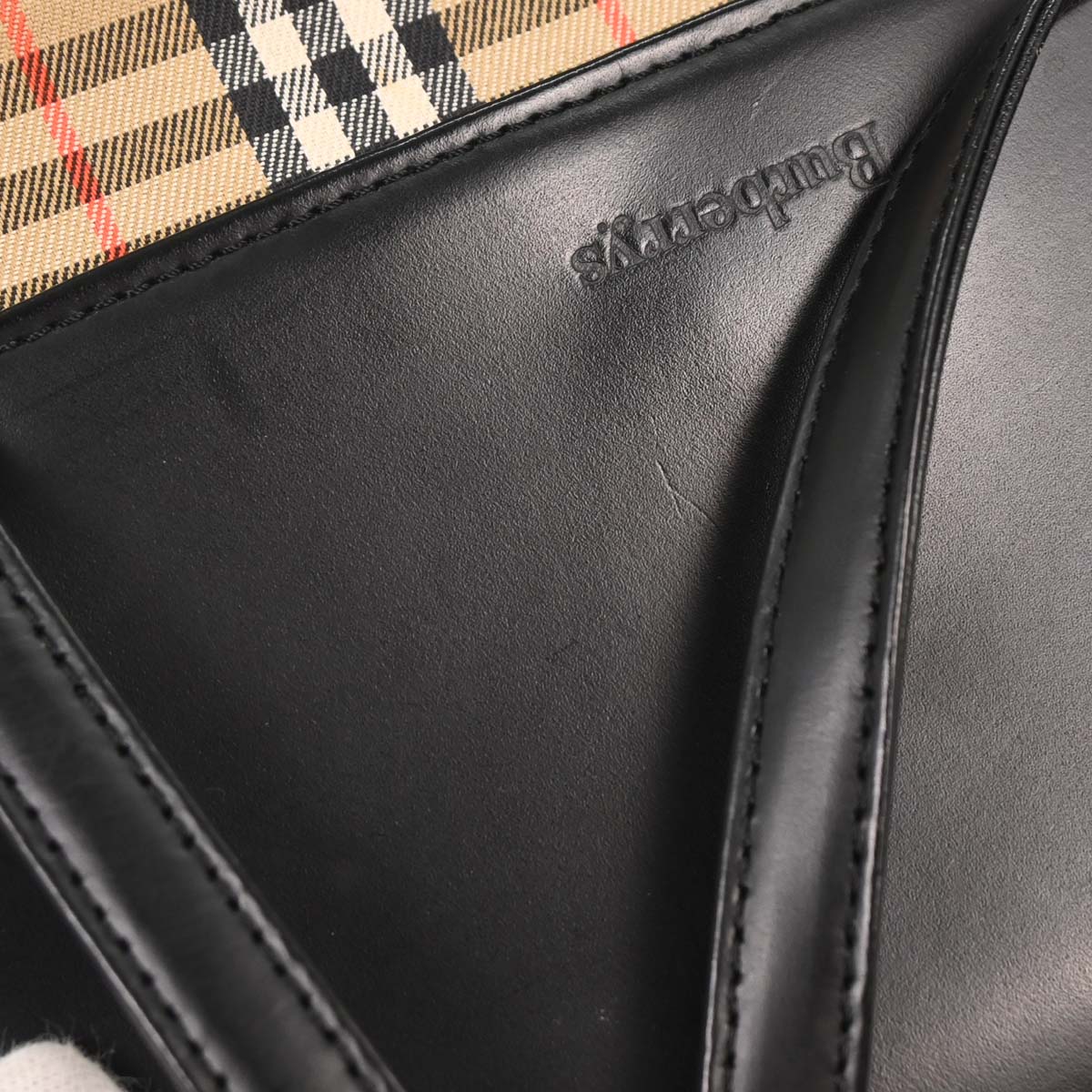 Burberrys Beige Black Burberry Check Handbag - Image 6