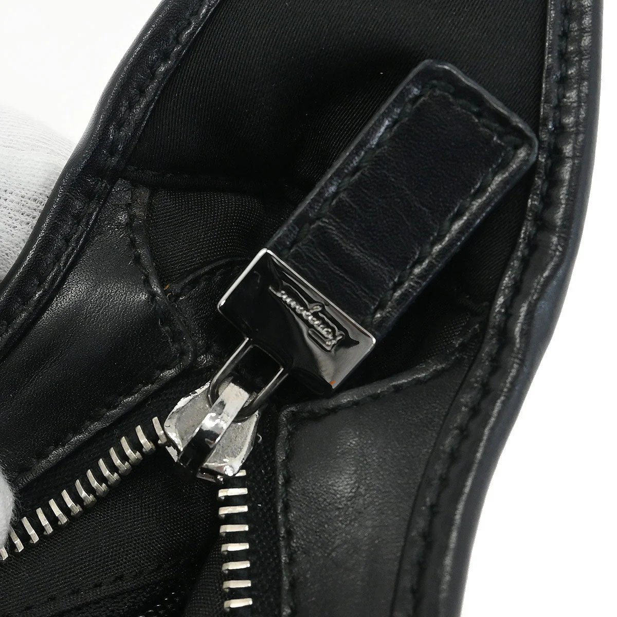 Salvatore Ferragamo Black Nylon Handbag - Image 10