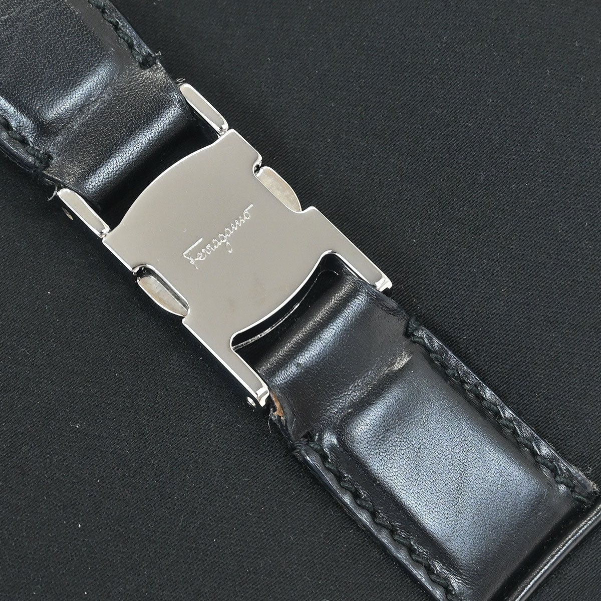 Salvatore Ferragamo Black Nylon Handbag - Image 4