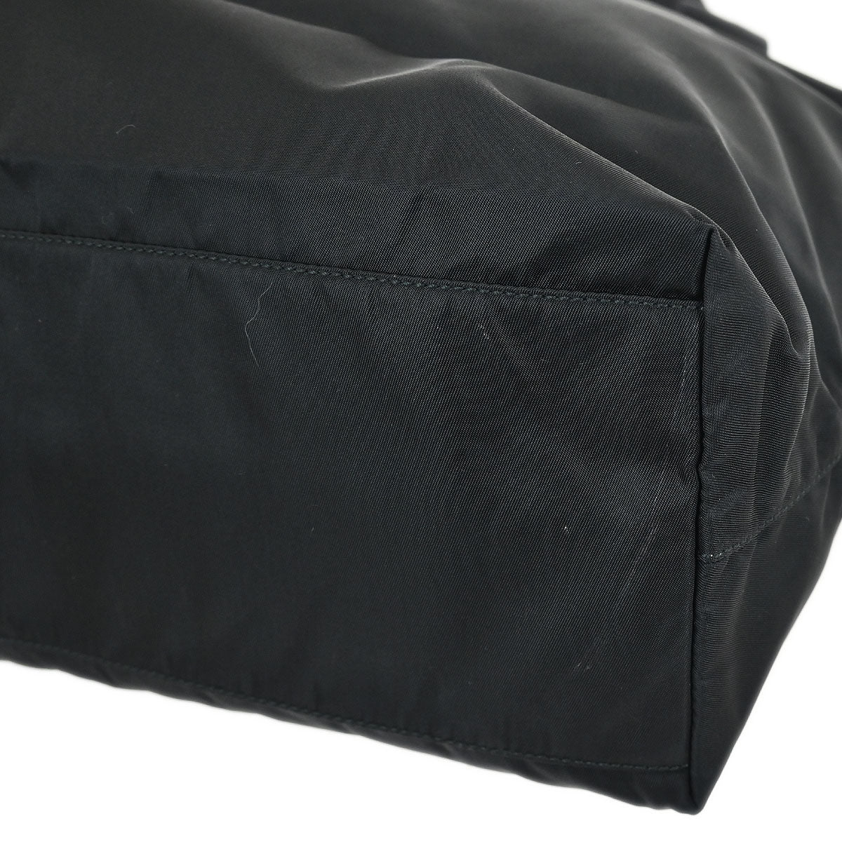 Prada Black Nylon Tote Handbag - Image 3