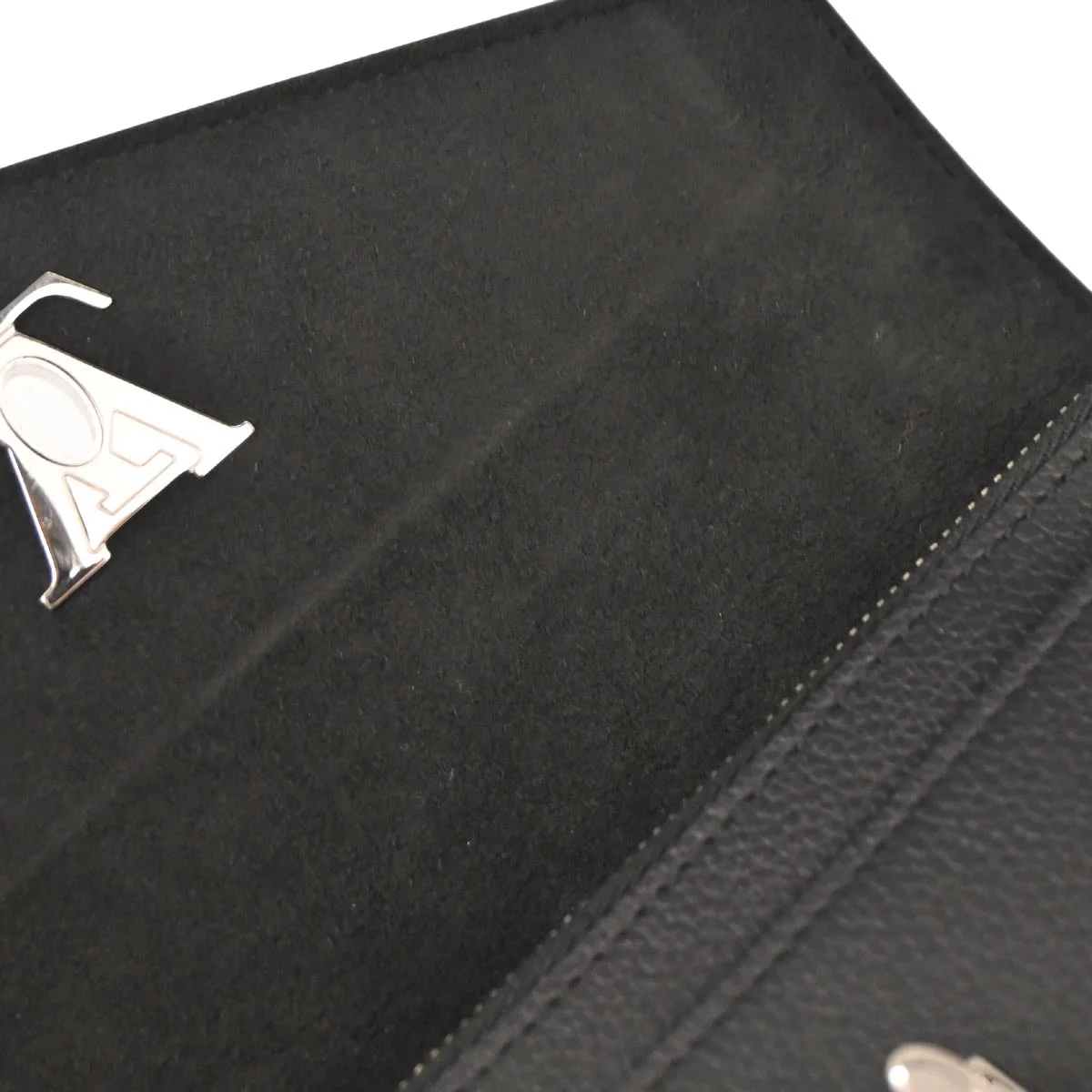 Louis Vuitton Black Pochette Lockme Shoulder Bag M63471 - Image 7