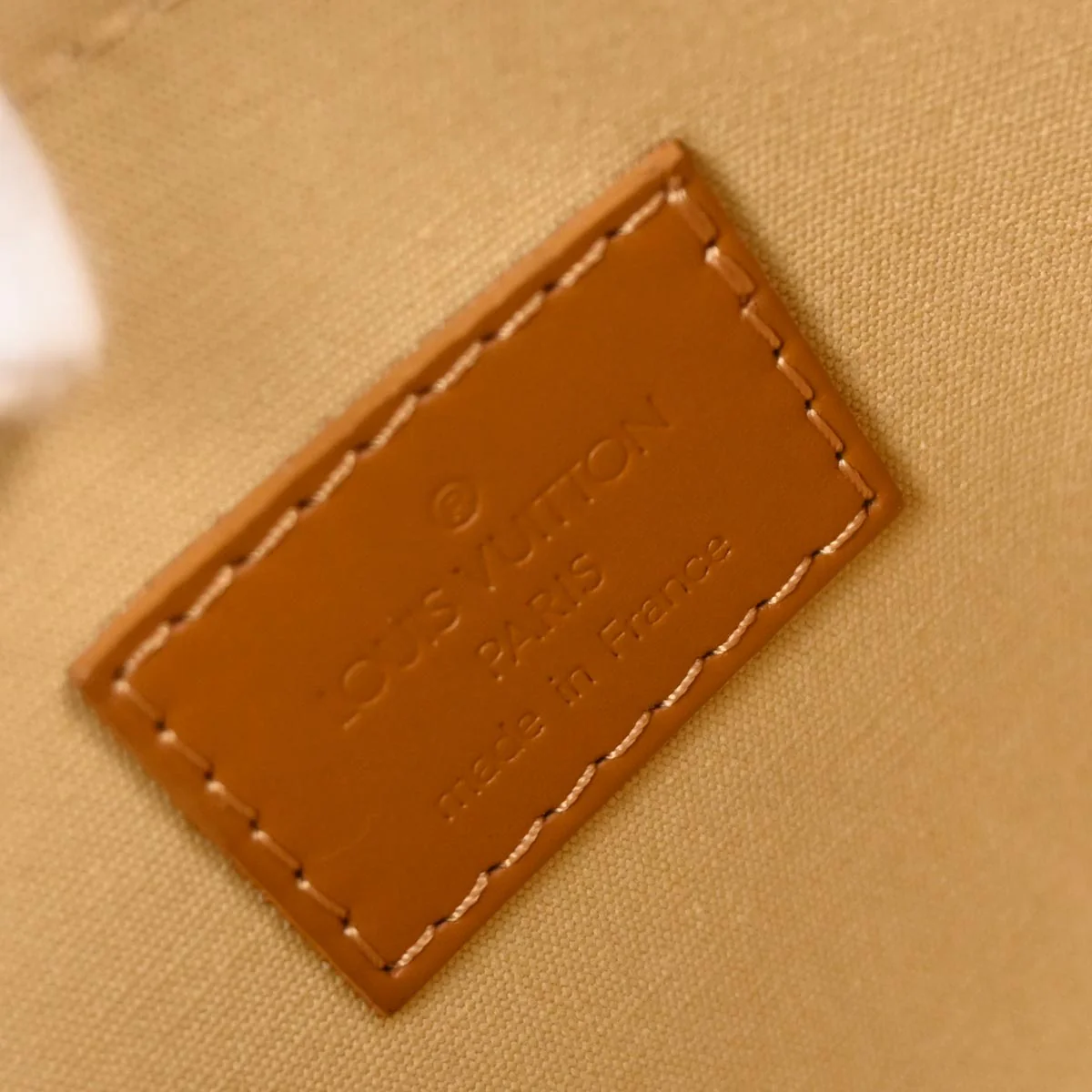 Louis Vuitton 2004 Beige Monogram Mini Lucille PM Handbag M92684 - Image 9