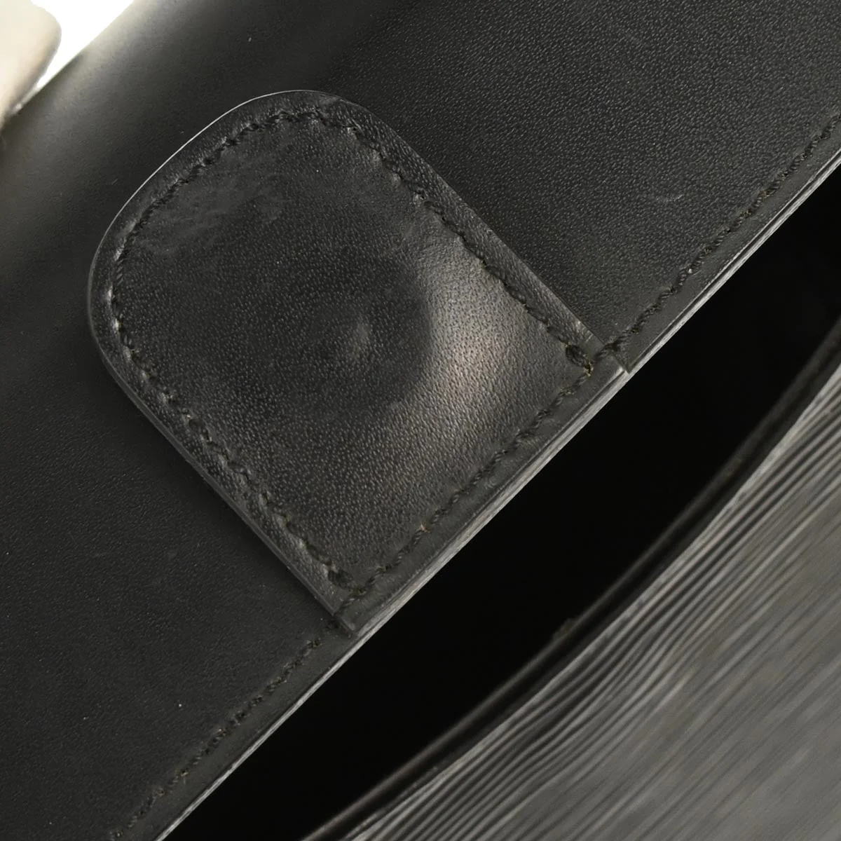 Louis Vuitton 1999 Black Epi Verseau Shoulder Bag M52812 - Image 6