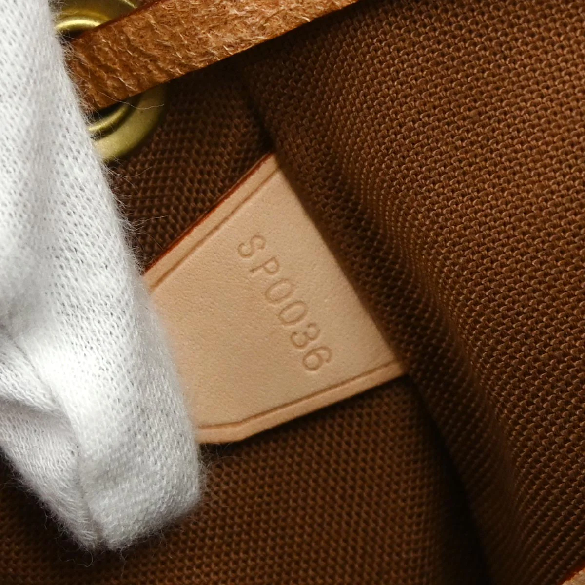 Louis Vuitton 2006 Monogram Montsouris MM Backpack M51136 - Image 9
