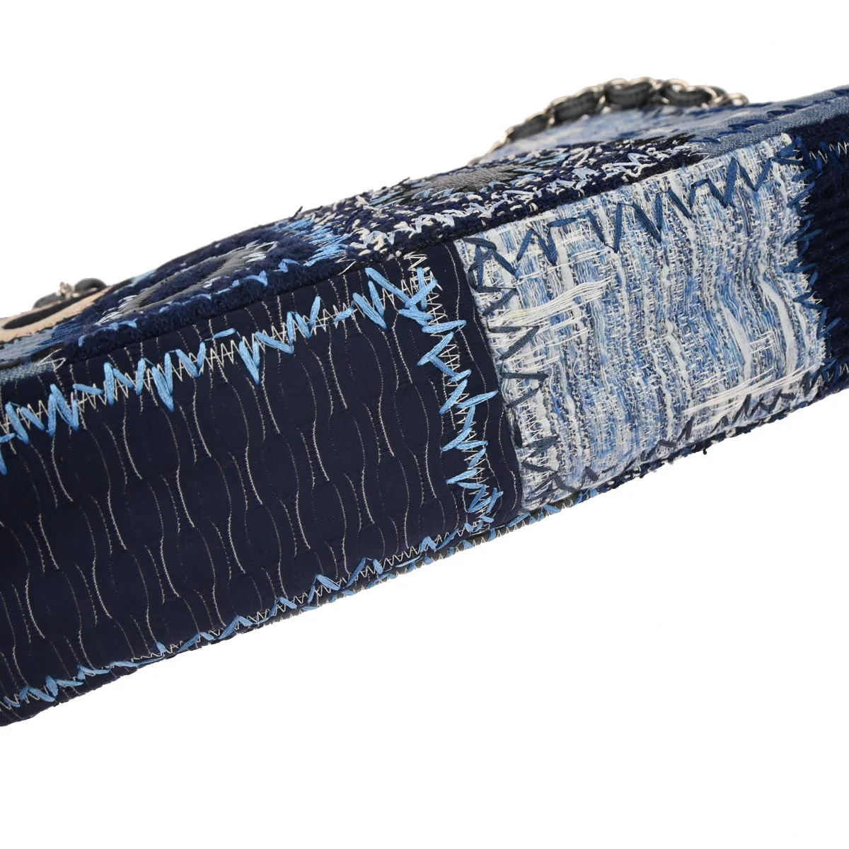 Chanel 2014-2015 Blue Tweed Jumbo Single Flap Patchwork Shoulder Bag - Image 3