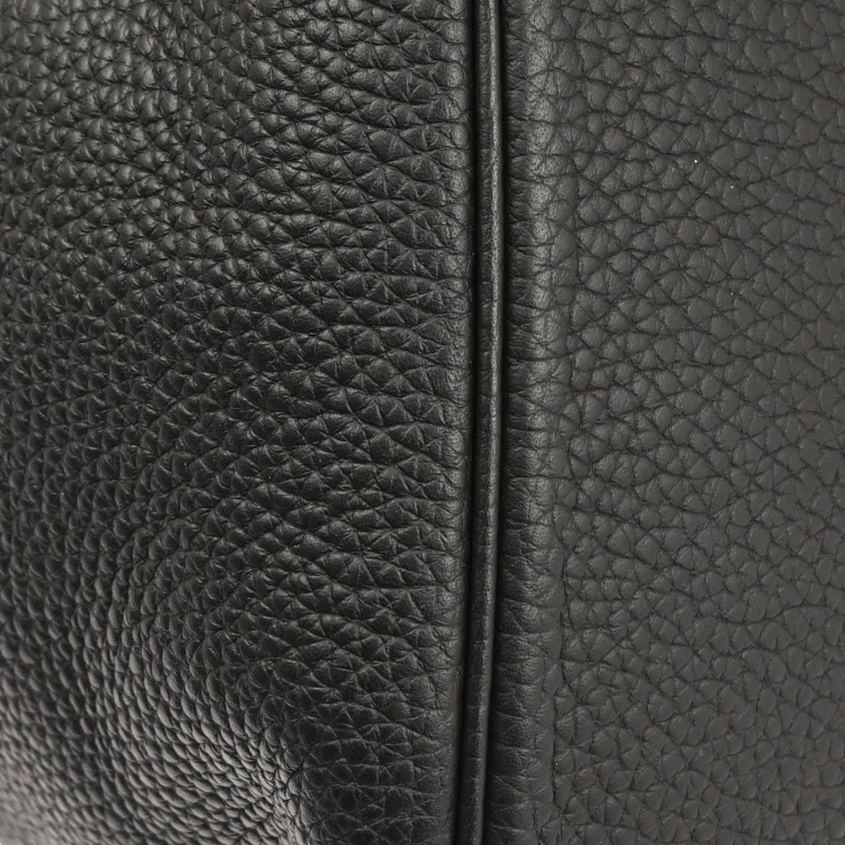 Hermes Black Taurillon Clemence Picotin Lock 22 MM Handbag - Image 3