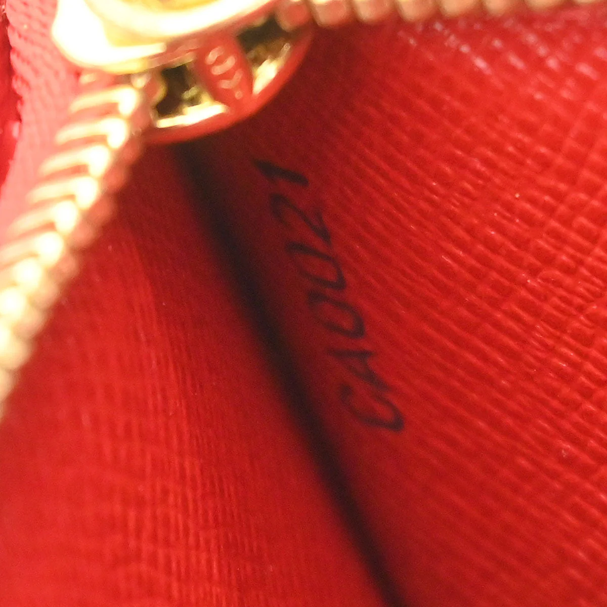 Louis Vuitton 2001 Red Epi Pochette Cles Coin Purse M63807 - Image 7