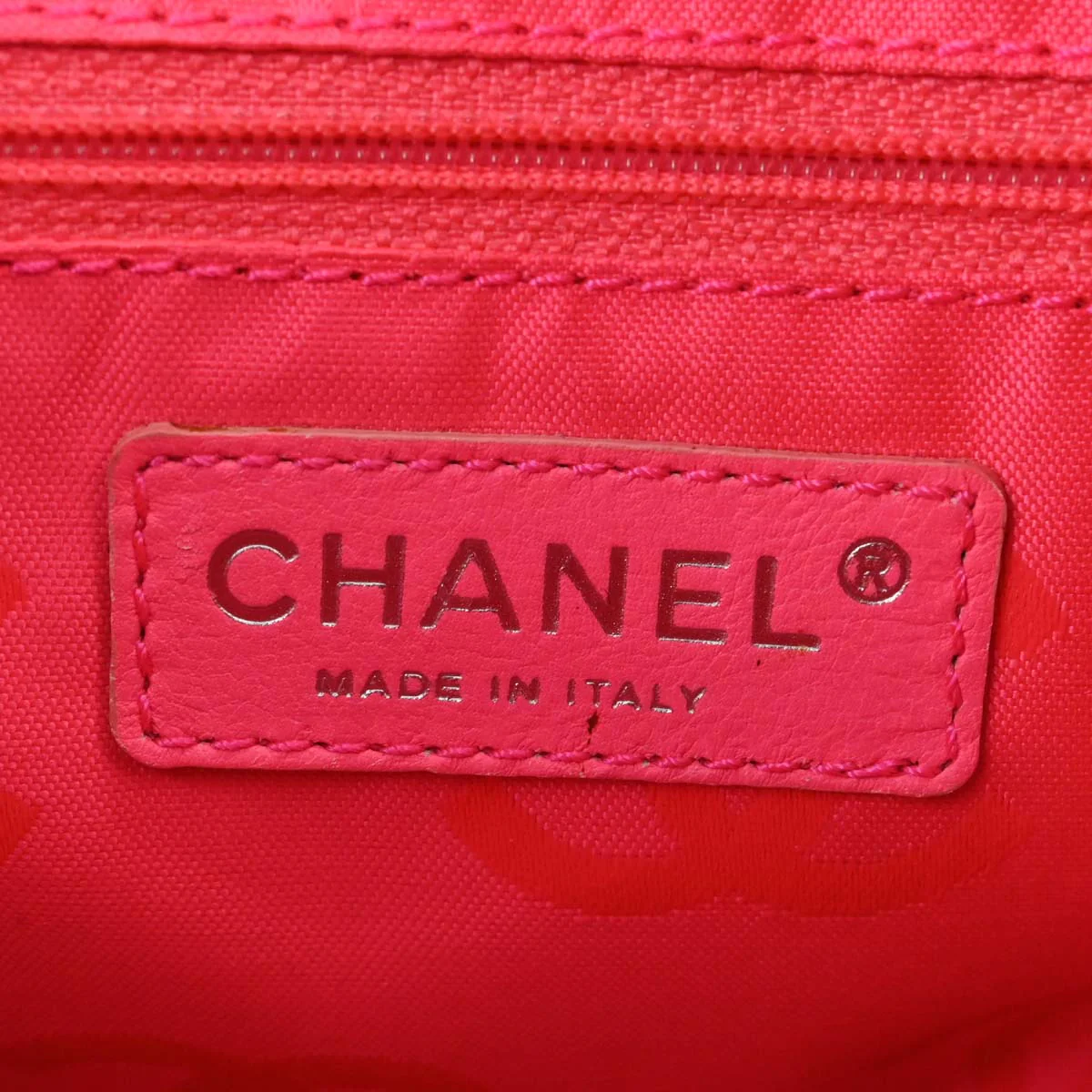 Chanel 2003-2004 Black Calfskin Cambon Ligne Tote Handbag - Image 10