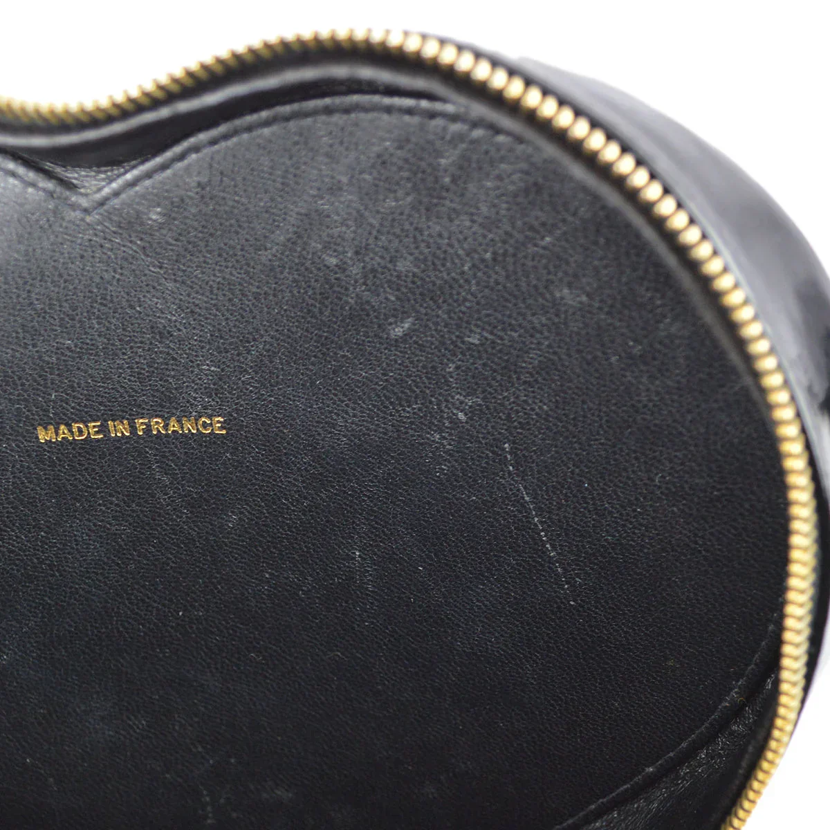 Chanel 1994-1996 Black Heart Vanity Handbag - Image 9