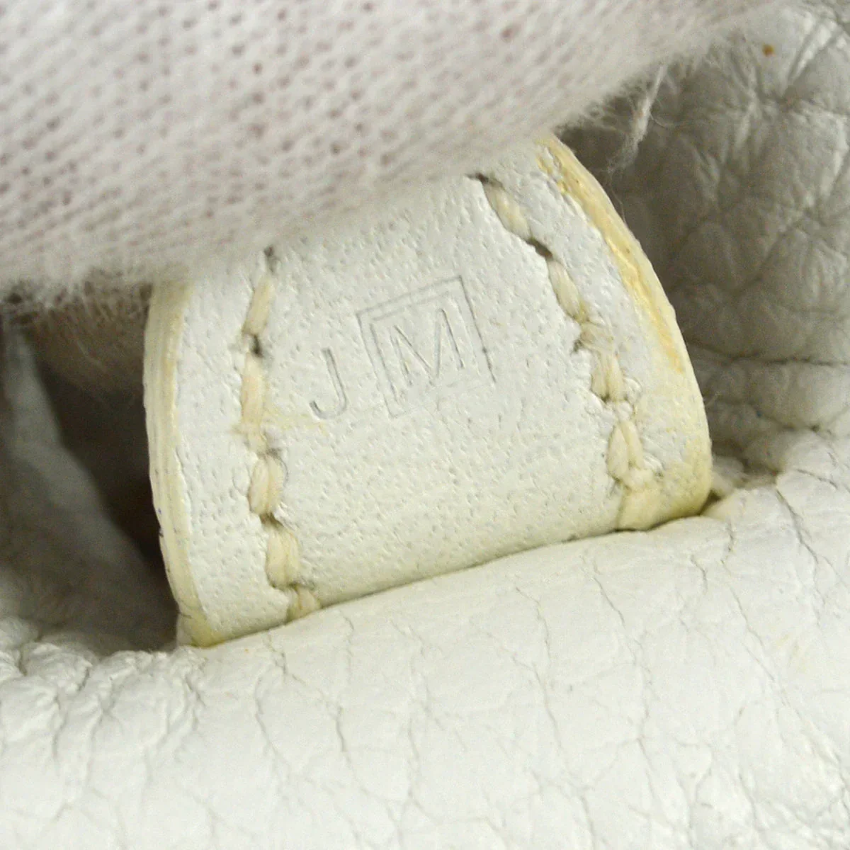 Hermes 2009 White Clemence Pursangle 31 - Image 10