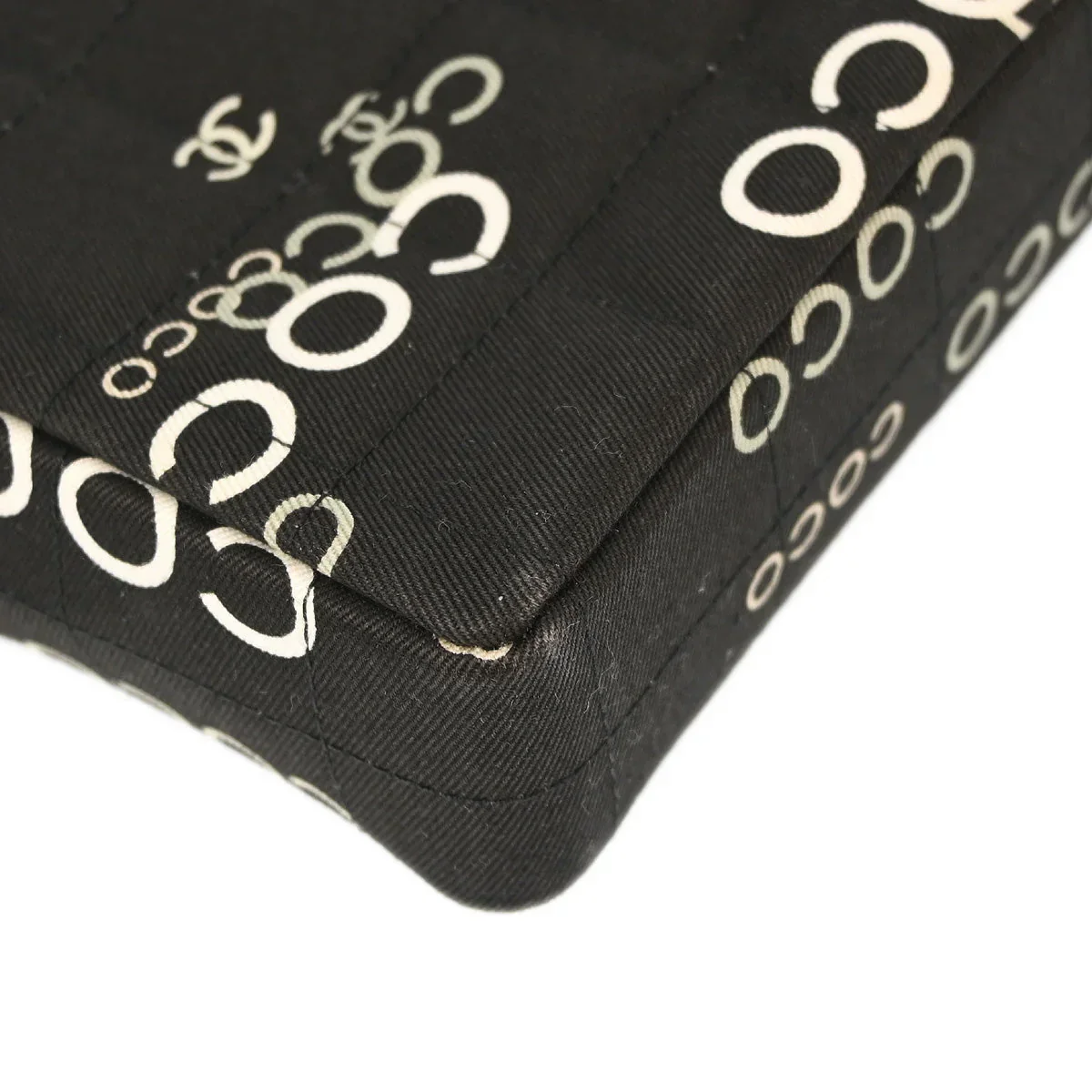 Chanel Black Canvas COCO East West Choco Bar Shoulder Bag - Image 4