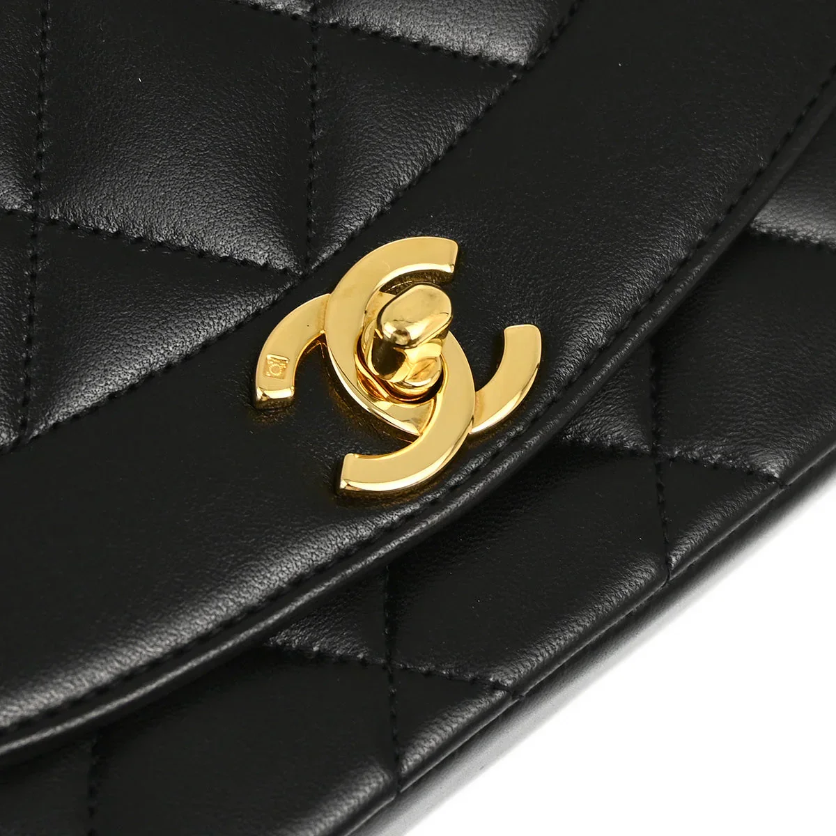 Chanel Black Lambskin Small Diana Shoulder Bag - Image 3