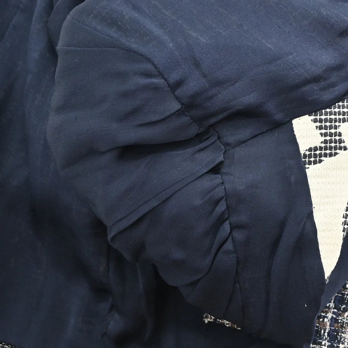 Chanel 2006 Single Breasted Jacket Navy #40 - Image 10