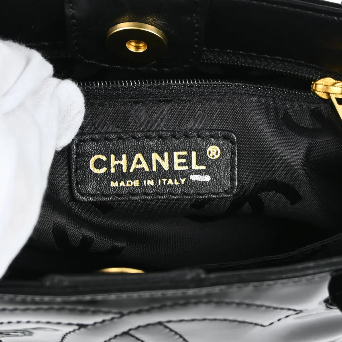 Chanel 2004-2005 Black Patent Leather Triple CC Handbag - Image 8